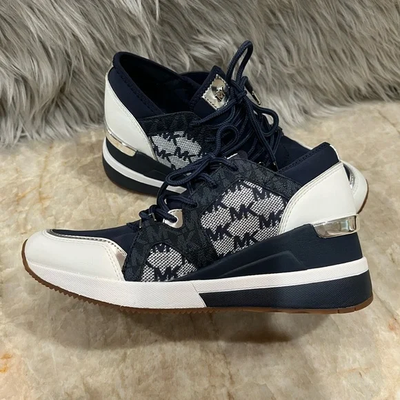 Michael Kors Liv Trainer Wedge Sneaker Women’s Blue (HJ22A. NEW - Picture 9 of 11